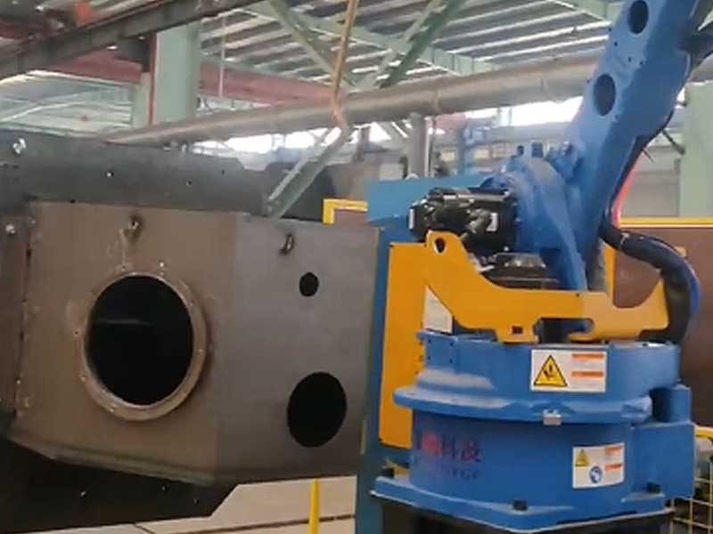 工程车辆油箱安川焊接机器人厂家